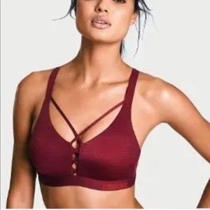Leightweight Burgandy Sports Bra